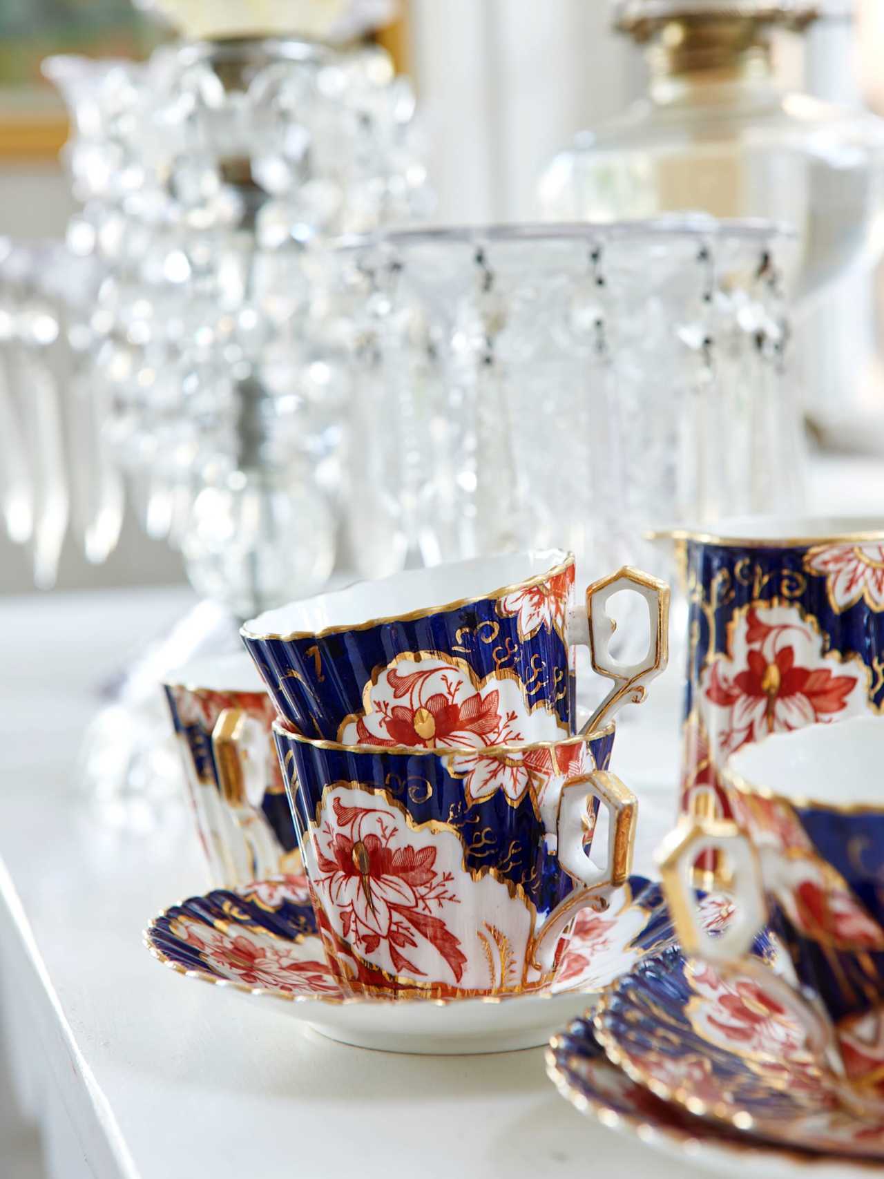 8805 LOOKOUT MOUNTAIN Avenue