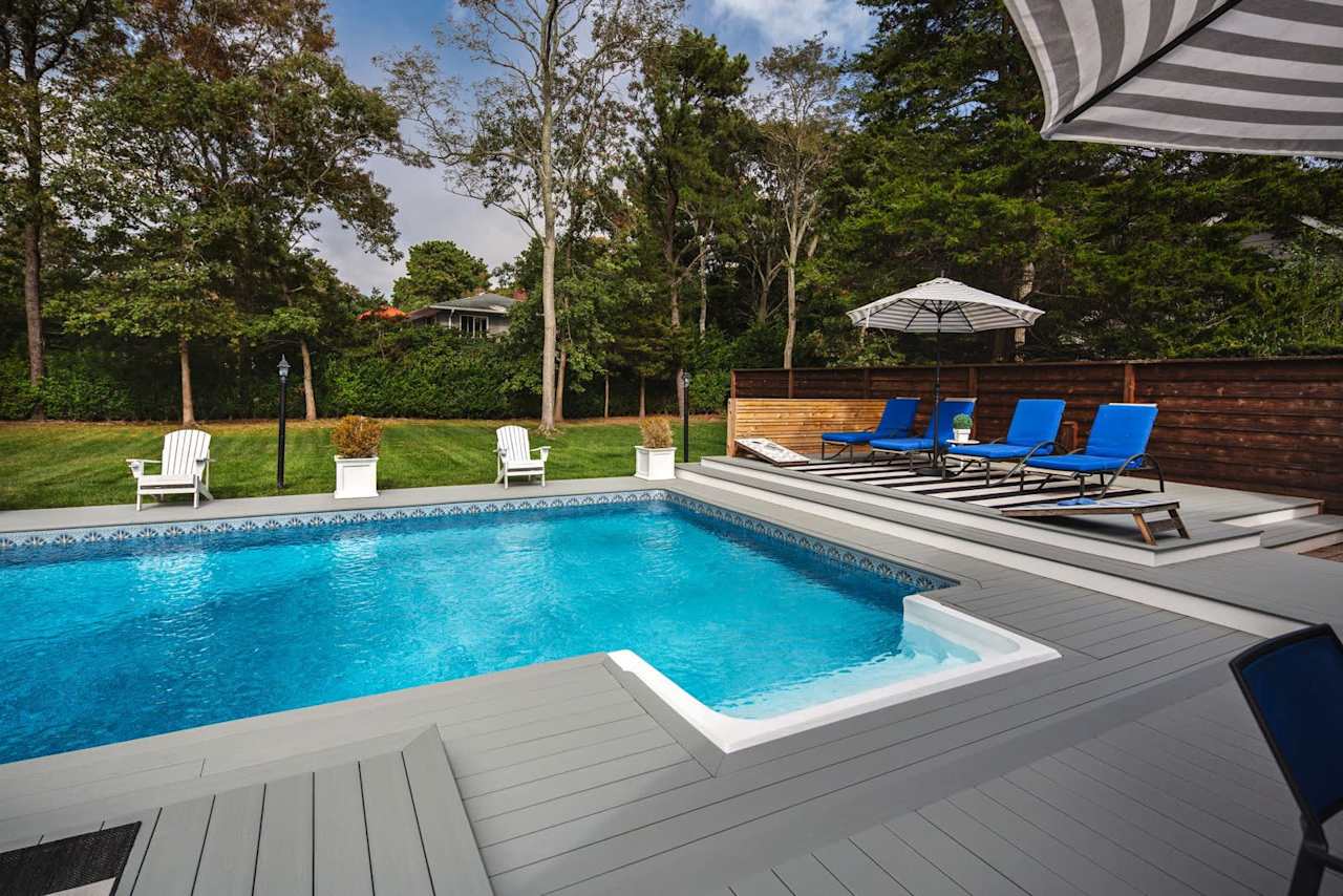 3 North Quarter Road Westhampton, NY 11977 4 Beds