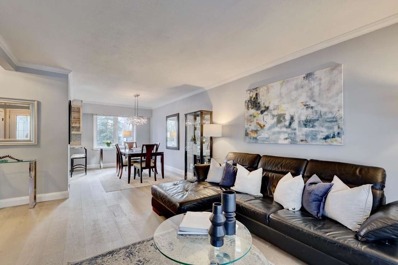 Mineola Home For Sale