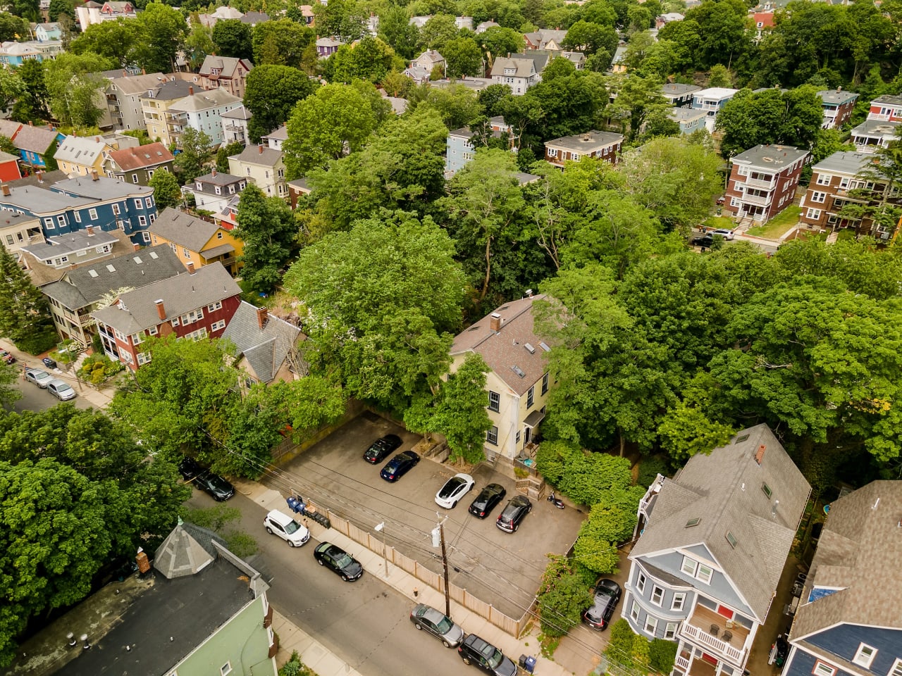 1457 Chestnut Avenue, Unit 6 The Muncey Group