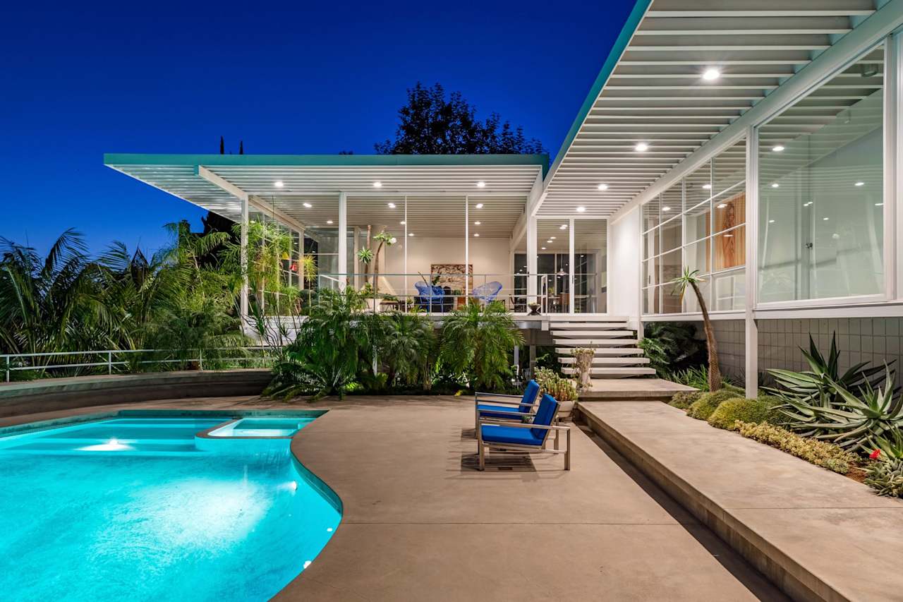 The Steel House :: Neil A. Johnson, AIA