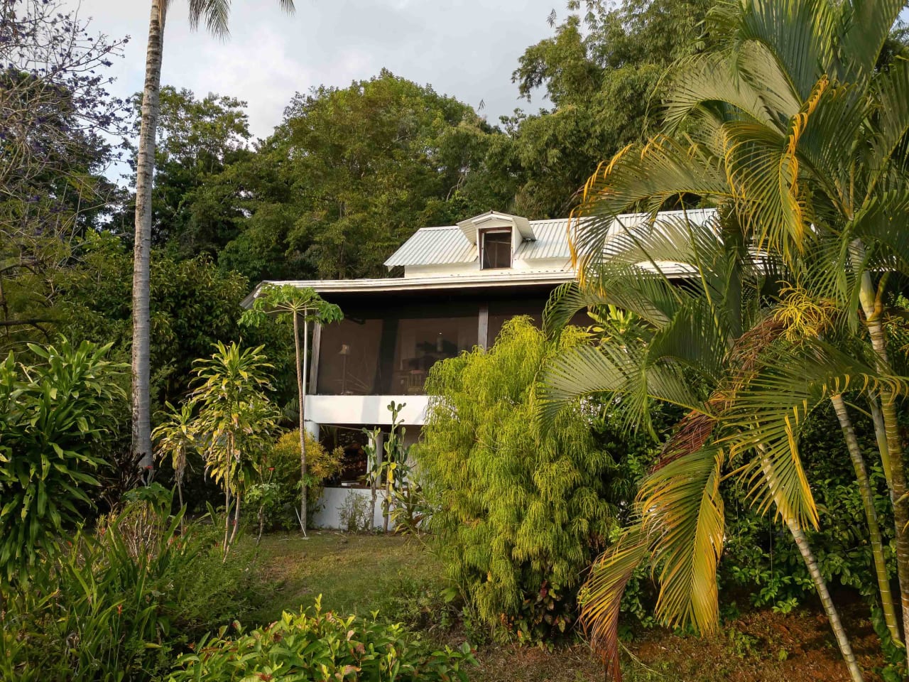 Ocean and Sunset View Home and Guest House near Dominical – 6.3 Acres