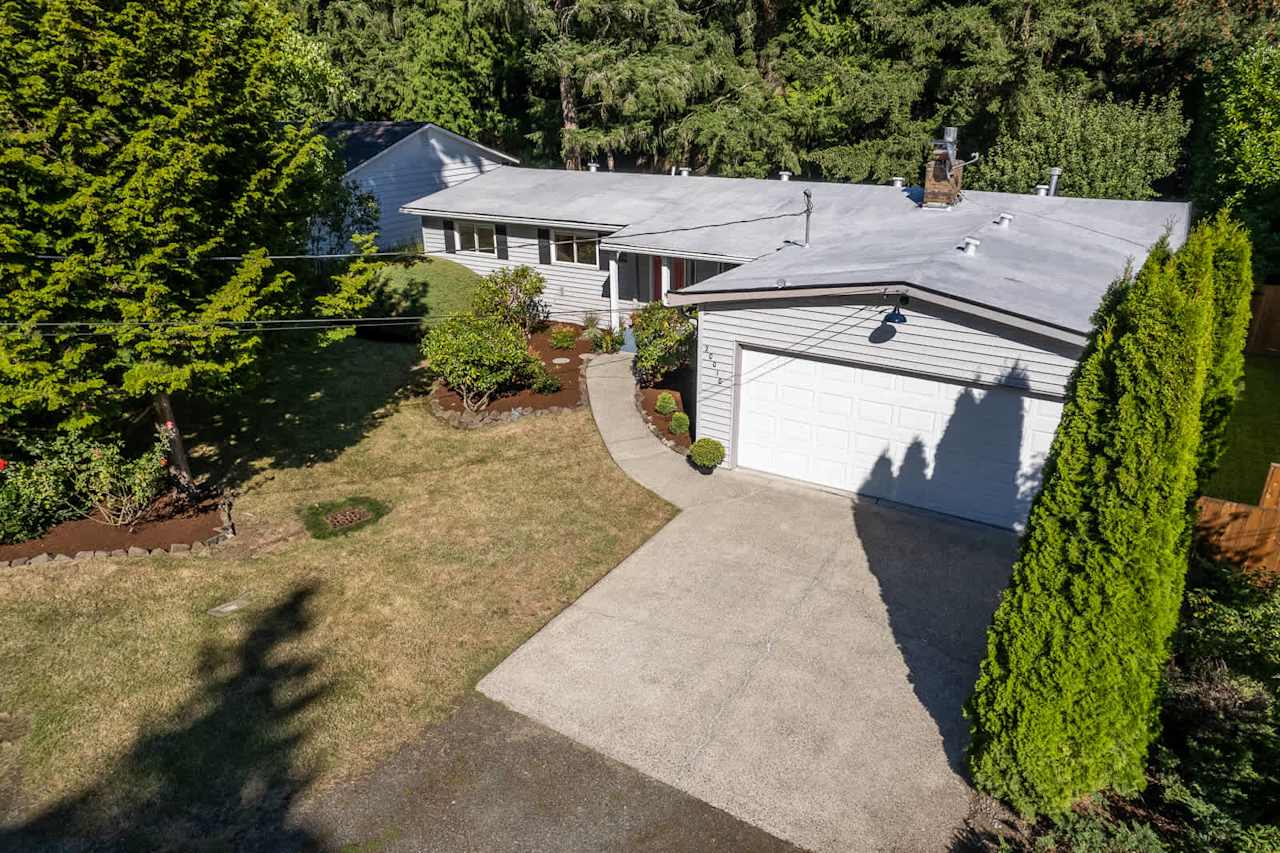 Charming Rambler in Lake Forest Park