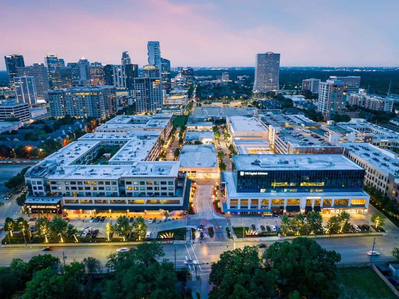 River Oaks Shopping Area