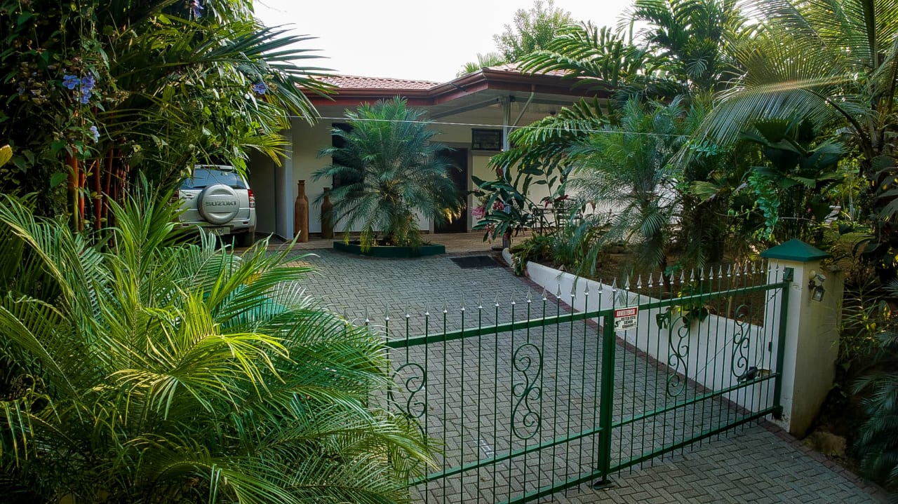 A 3-Bedroom Home With Spectacular Pacific Ocean View On The Edge Of Ojochal