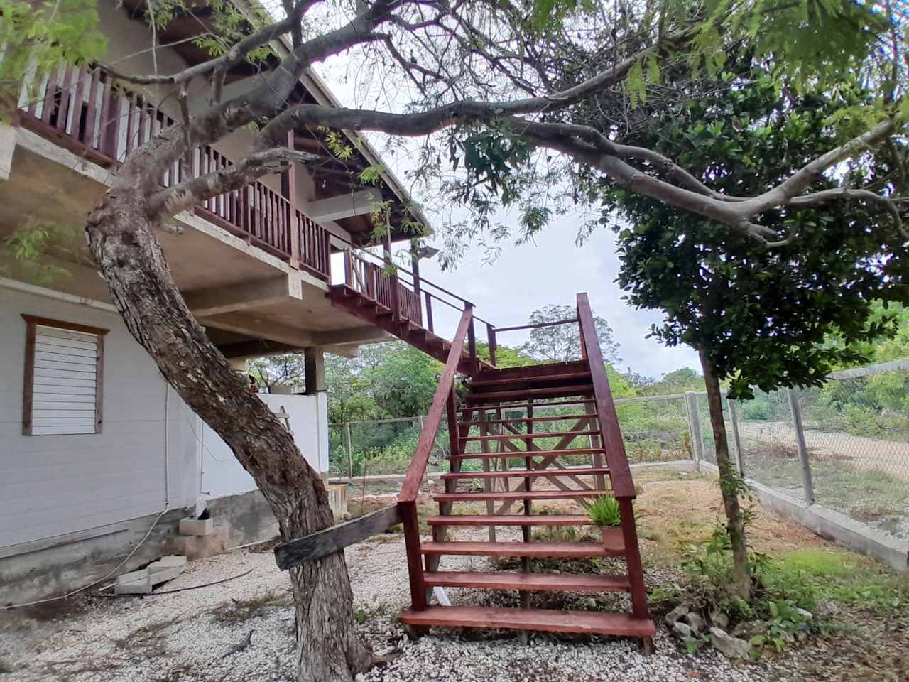 Tropical off-beach, off-grid 2-story home less than half mile to the famous Secret Beach.