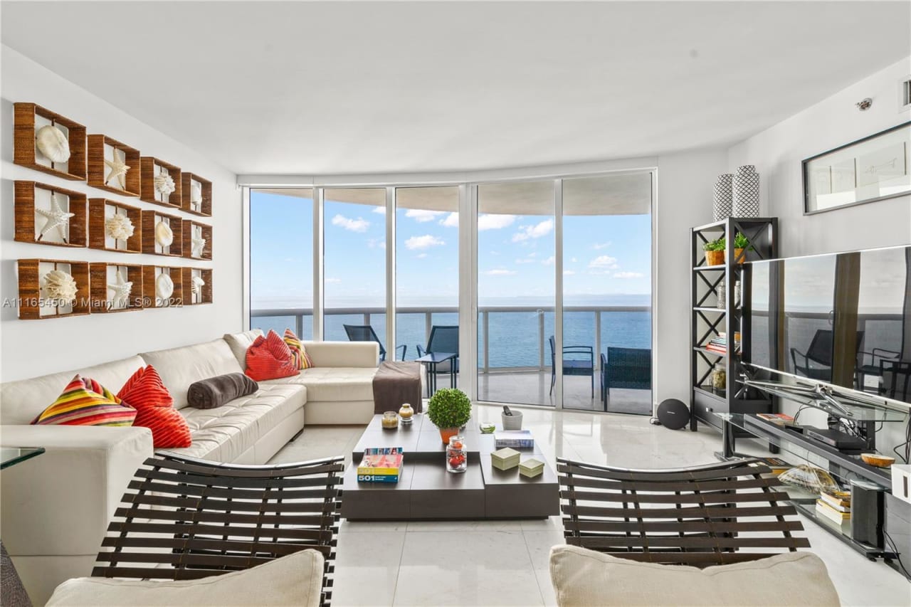 17201 Collins Ave #3708 Sunny Isles FL