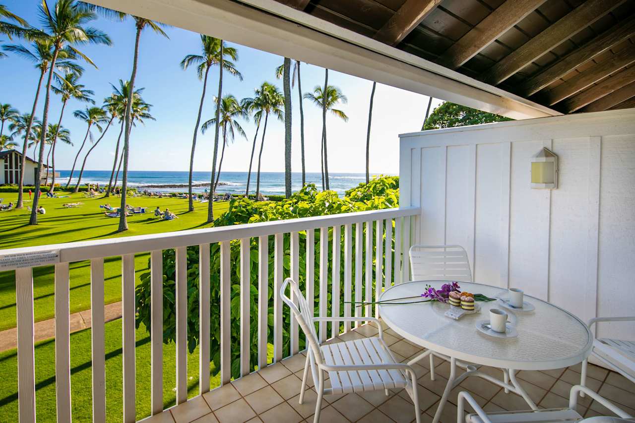 Kauai Real Estate Update, Luxury Market Stats, Lihue Airport Sets New Records For Arrivals