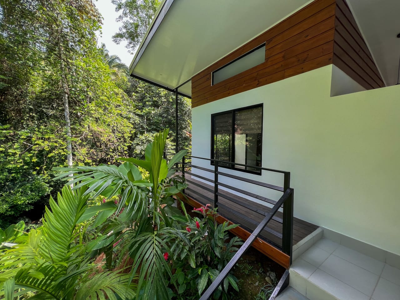 Newly Built Peaceful Home - Ideal for Nature Lovers