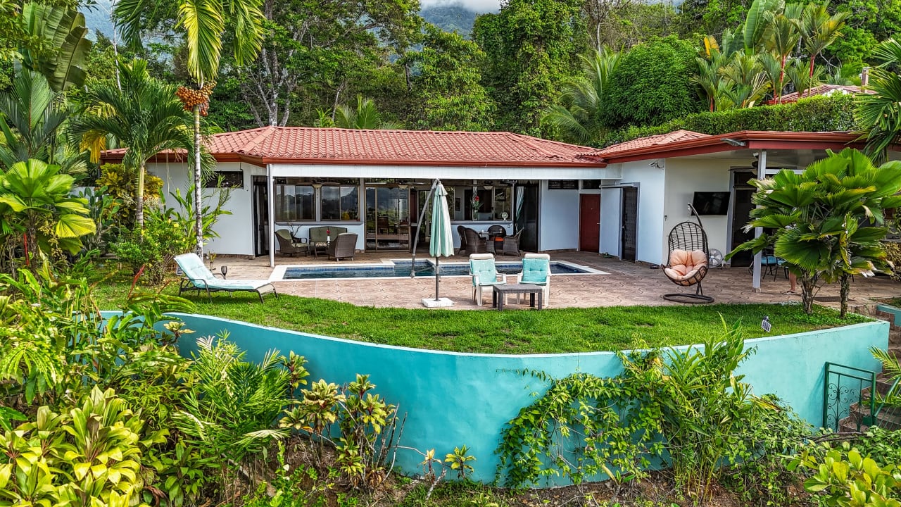 A 3-Bedroom Home With Spectacular Pacific Ocean View On The Edge Of Ojochal