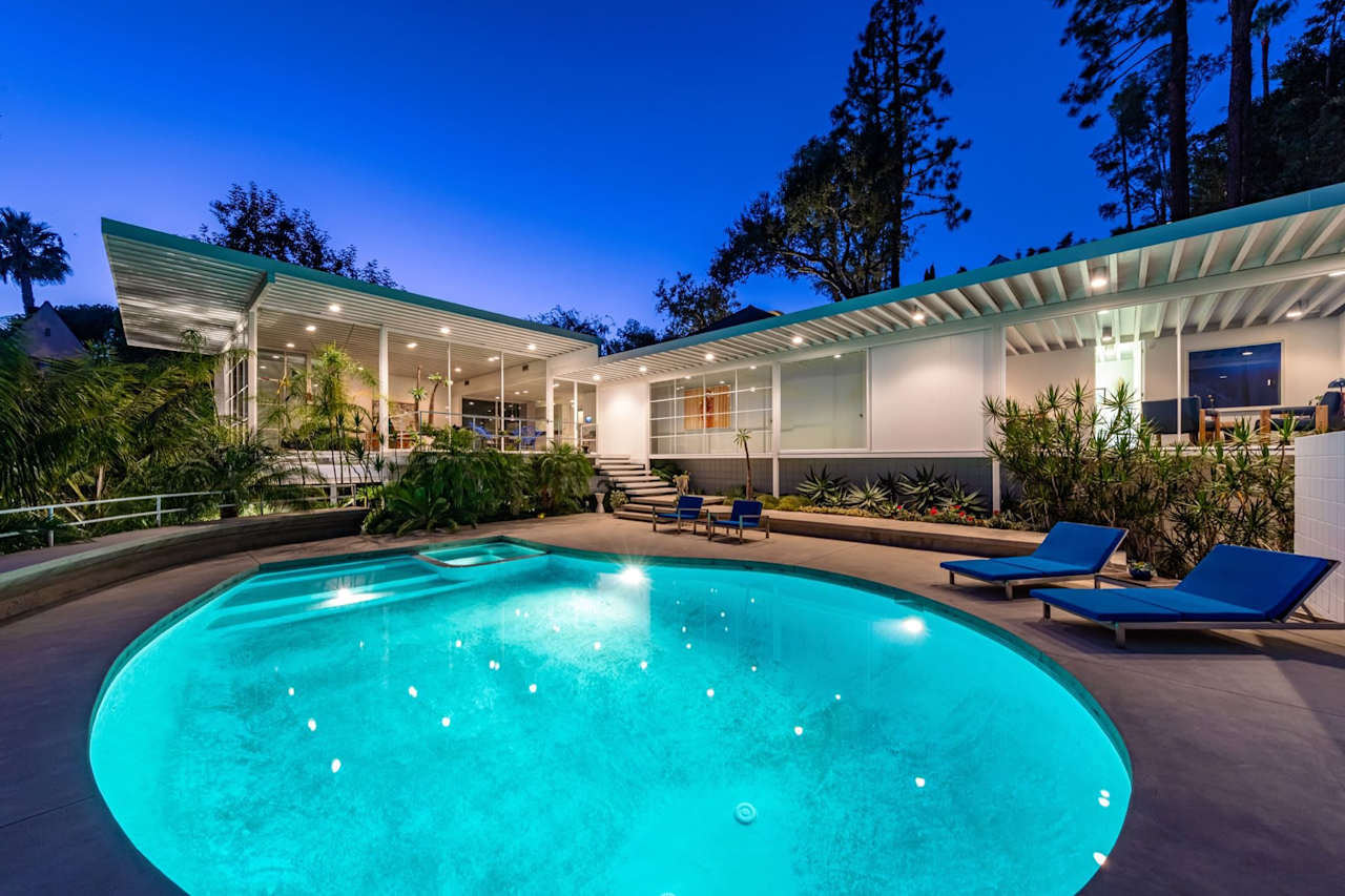 The Steel House :: Neil A. Johnson, AIA