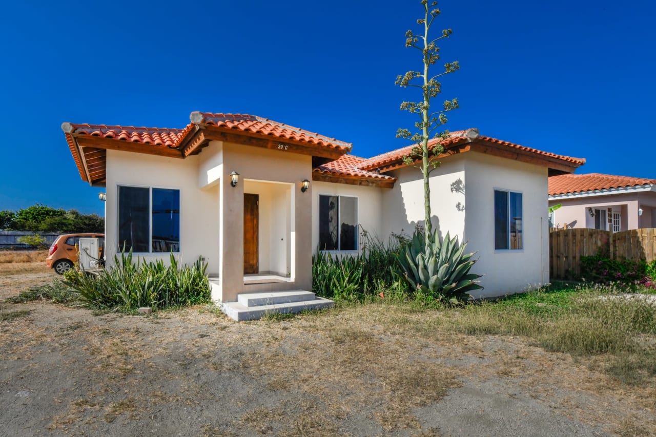 Properties for sale in Aruba Beautiful Home in Santa Cruz 2 Bedroom