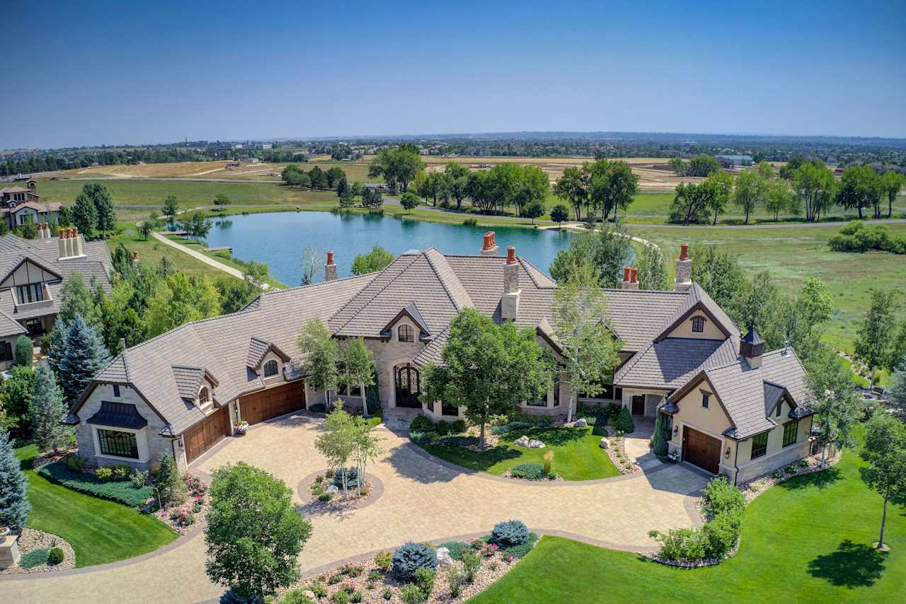 Top 5 Neighborhoods in the Western Suburbs of Minneapolis to Move to in June 2024