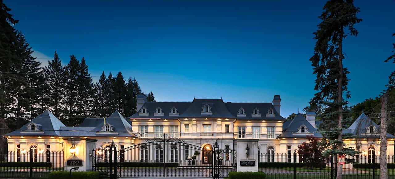 2275 Doulton Mississauga Mansion Invidiata