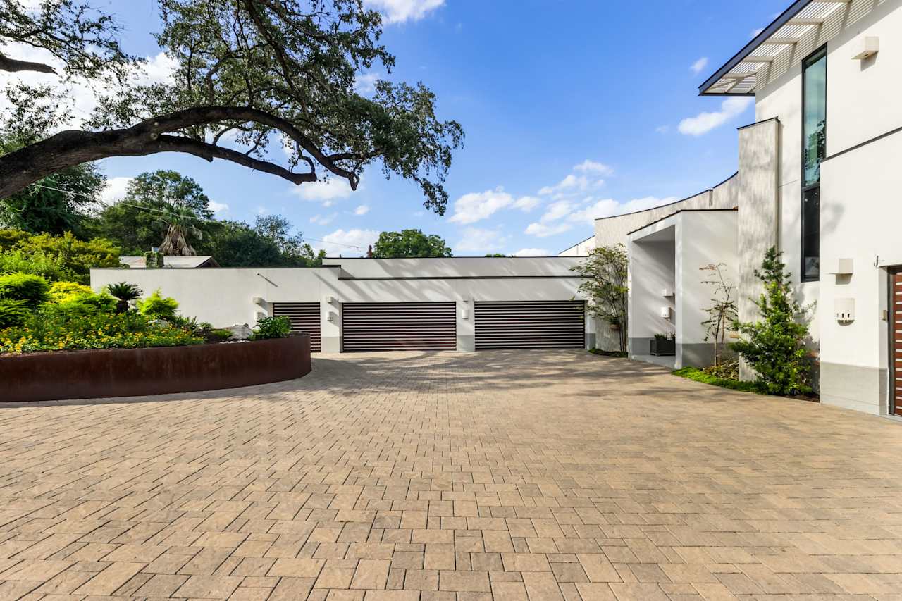 3015 Westlake Drive Modern Lake Austin Masterpiece