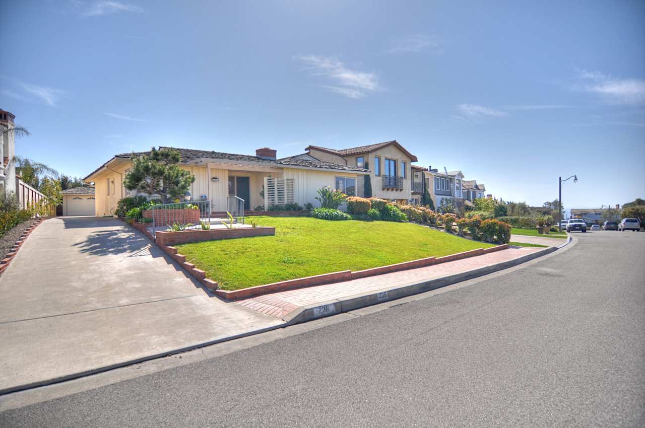 Shore Cliffs in Corona del Mar: Discover the Idyllic Coastal Living and ...