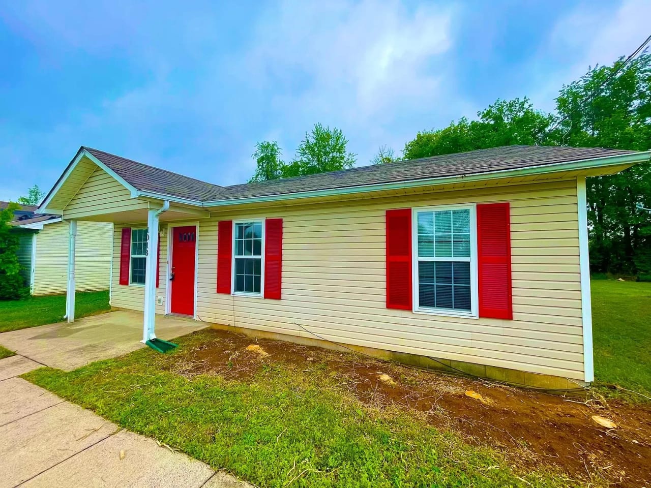 1013 Shadow Ridge Oakgrove KY 42262