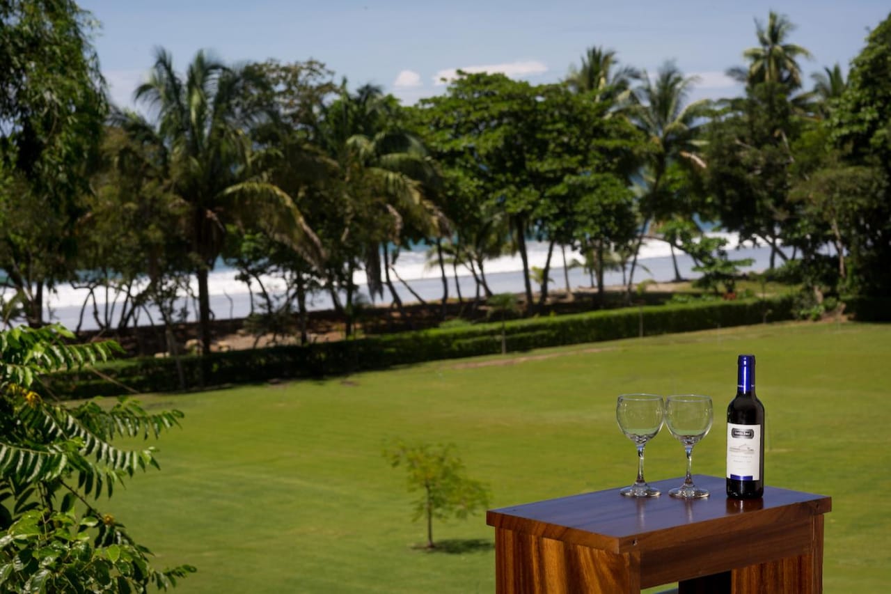 Manuel Antonio Beachfront Hotel