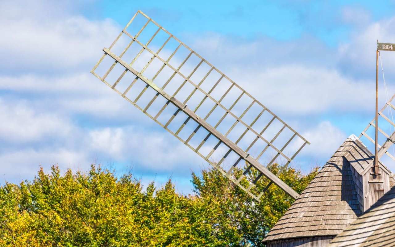 Quintessential East Hampton Village Dana Trotter Bridgehampton Real