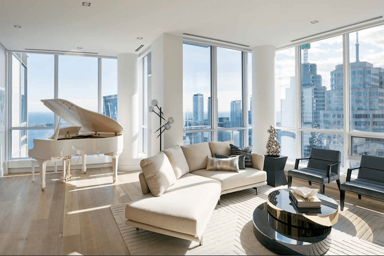 Photo inspiration: Fresh Look at Penthouse Queen