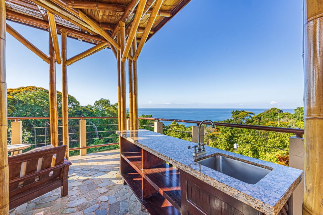 Casa Ramon, Distinguished Tropical Living Near Dominical