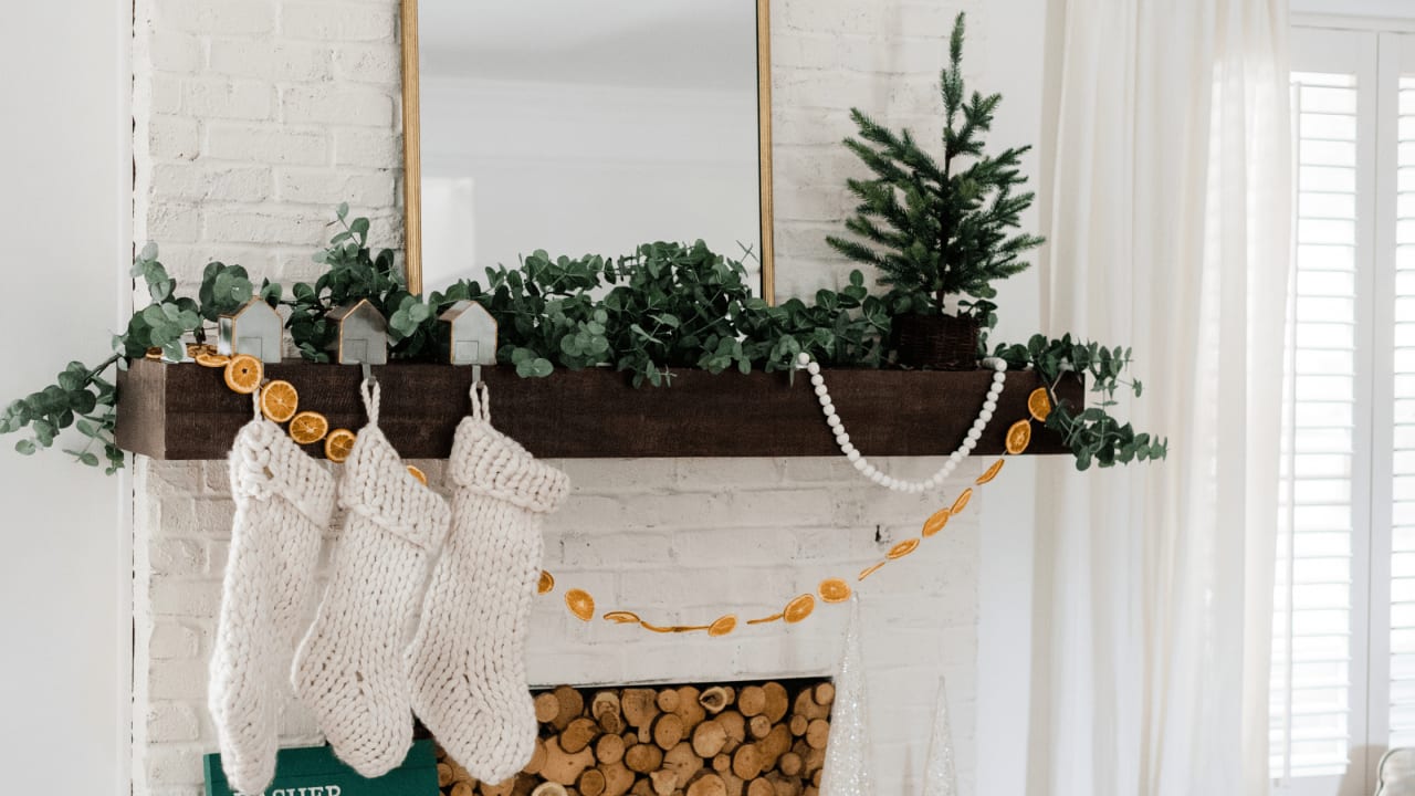 'Tis the Season to Sell Your Home (Seriously!) 