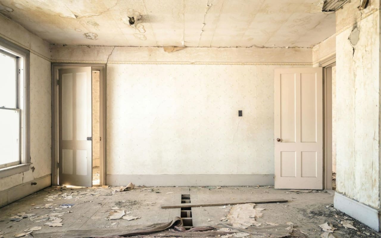 Buying a Fixer-Upper in Cleveland: Pros, Cons, & Tips