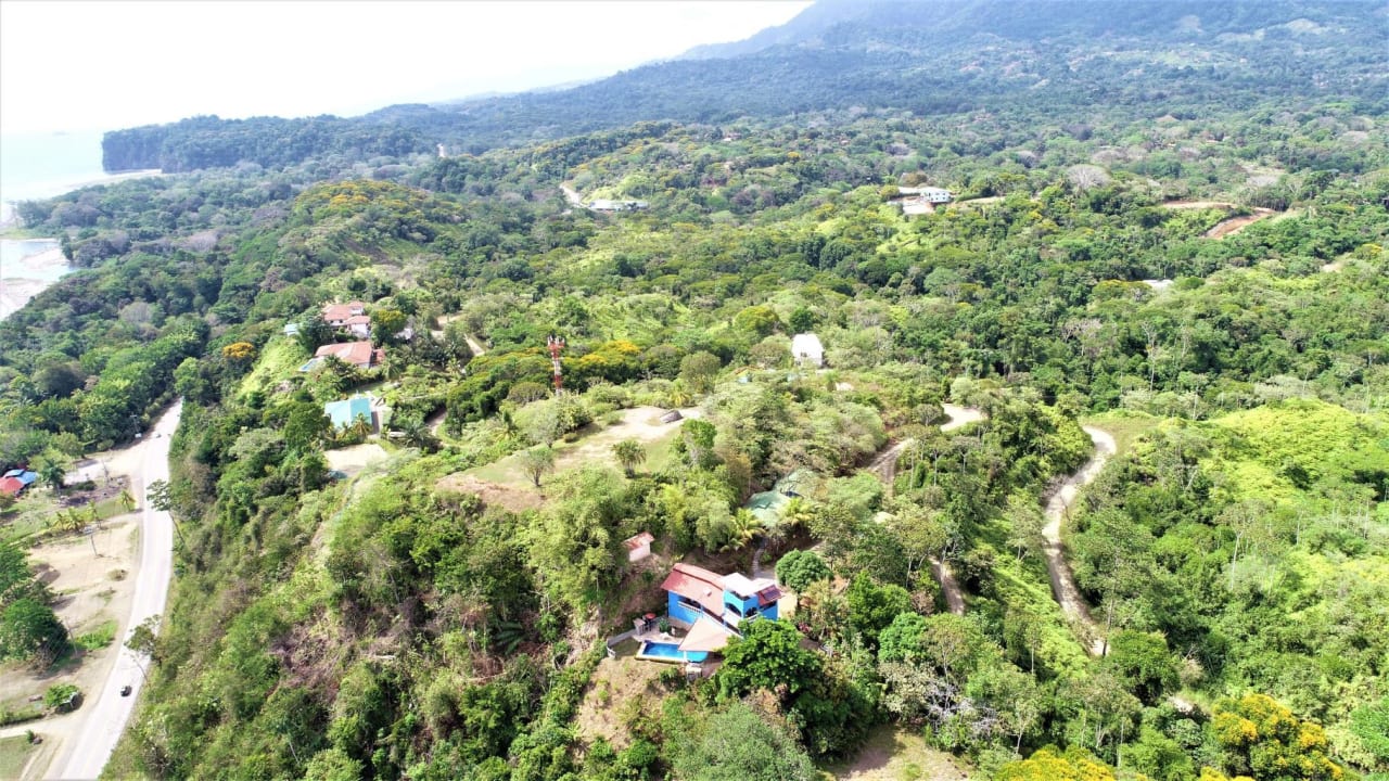 Iconic Eco-lodge With Outstanding Ocean, Sunset, and Mountain Views