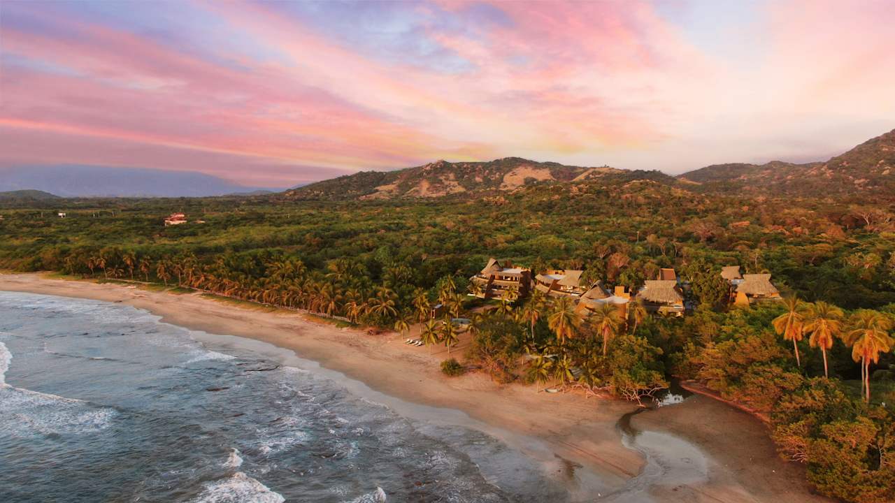 Live Real Estate Villas for sale in Ixtapa Zihuatanejo & Troncones