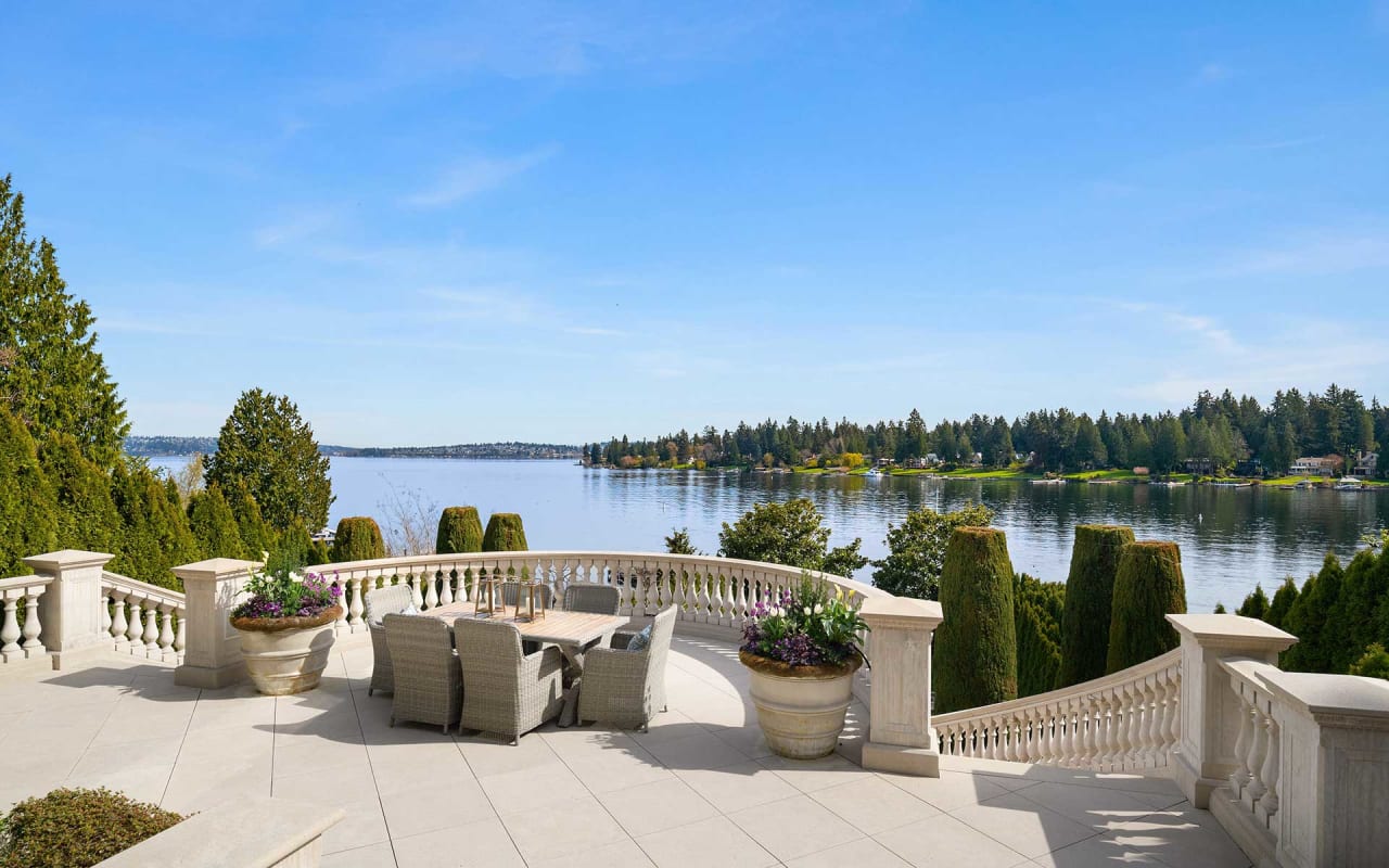 Medina Waterfront Masterpiece with Wide, Sweeping Views