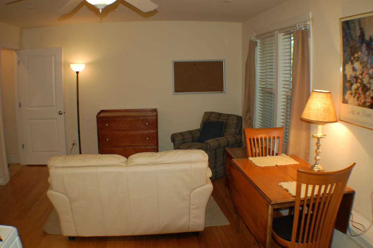 Studio Apartment Near UNC