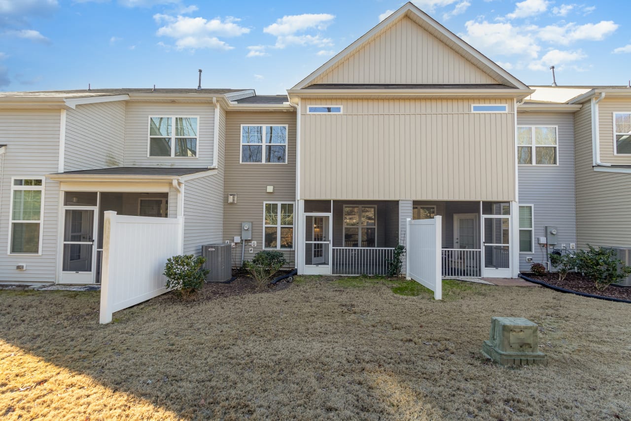 3 Bedroom Townhouse in Hillsborough