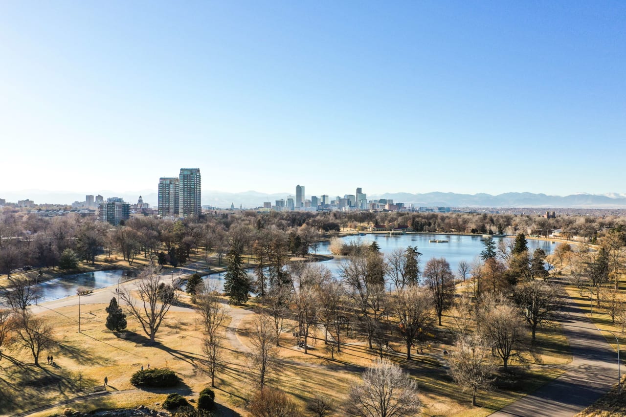 Discover our Favorite Summer Trails for Hiking and Biking in and around Denver