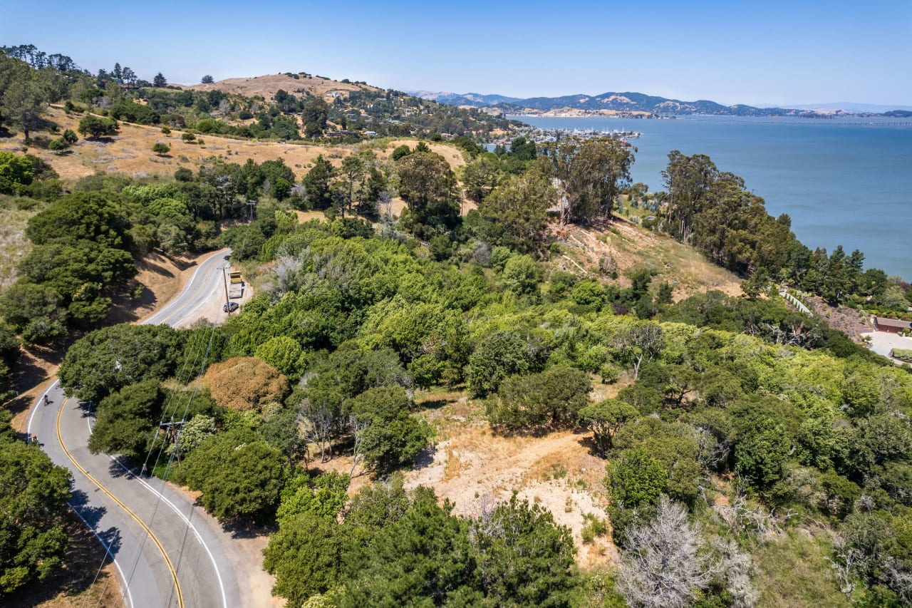 Incredible Residential View Lot