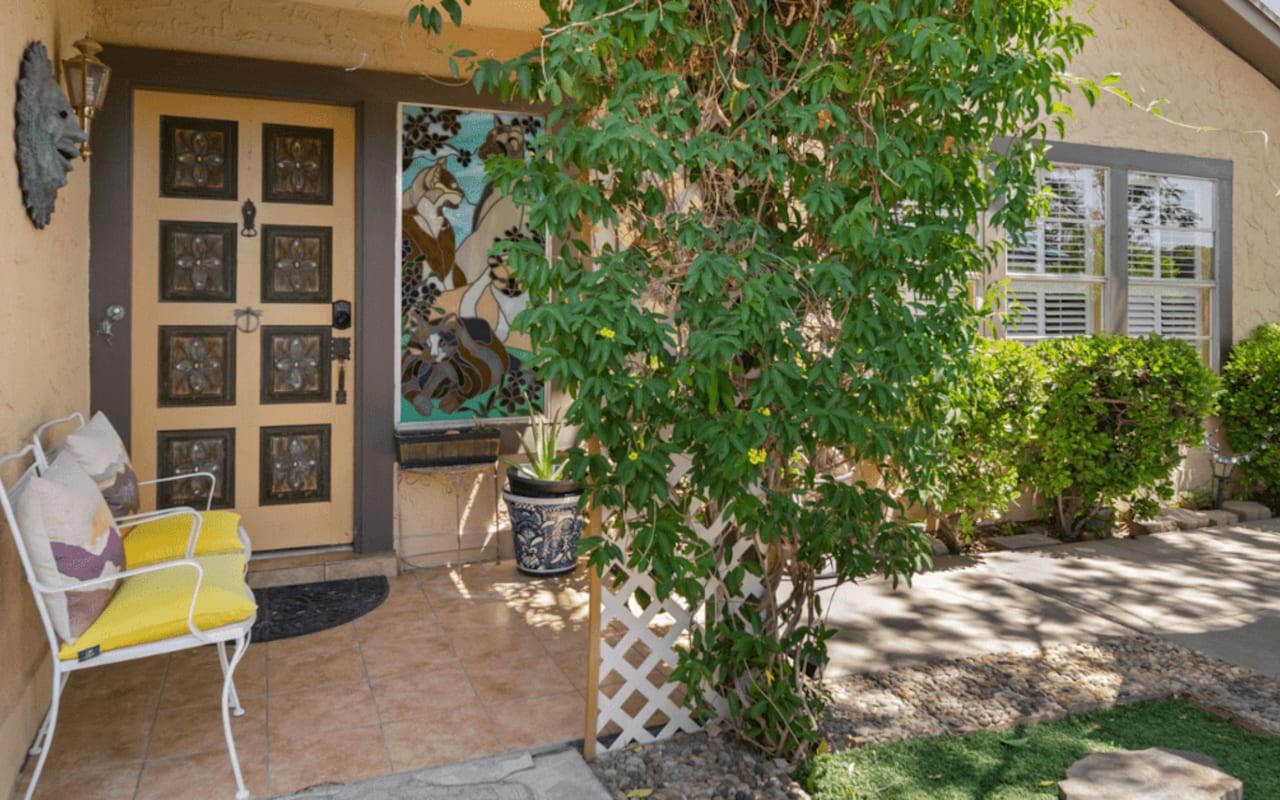 Why It’s Still a Sellers’ Market Center Real Estate