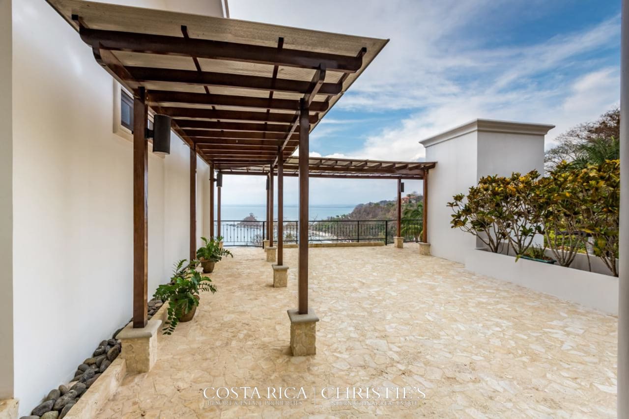 Casa Blanca Exquisite Ocean View Villa