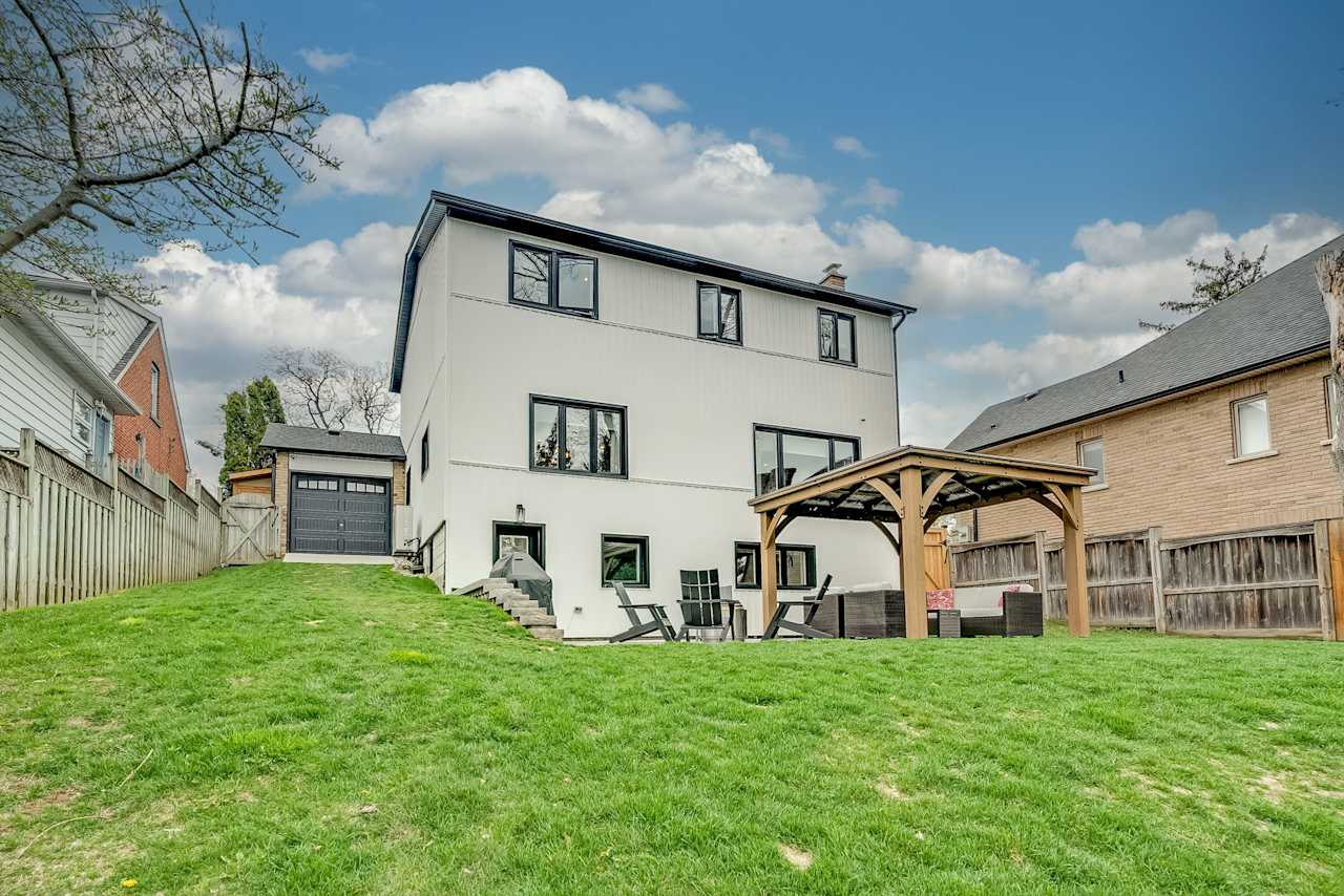 150 Mohawk Road Ancaster, ON L9G 2W9 Goodale Miller Team