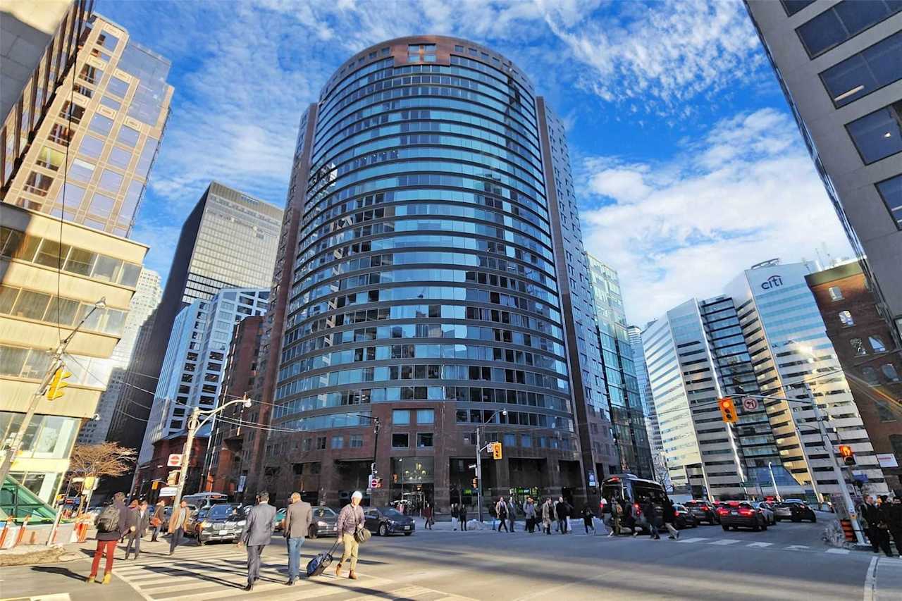 View of Toronto’s Finest Penthouses | Penthouse Queen