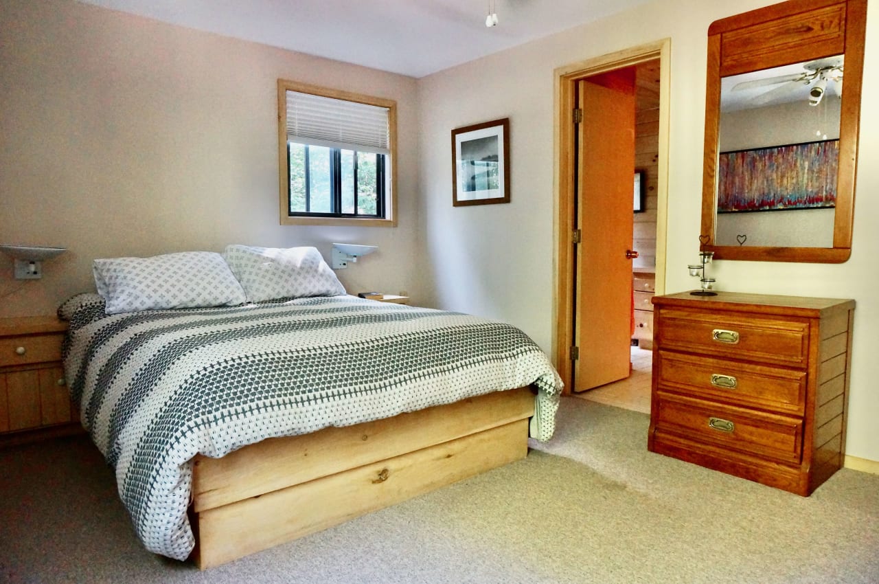 Lake House Summer Rental BIRCH Properties