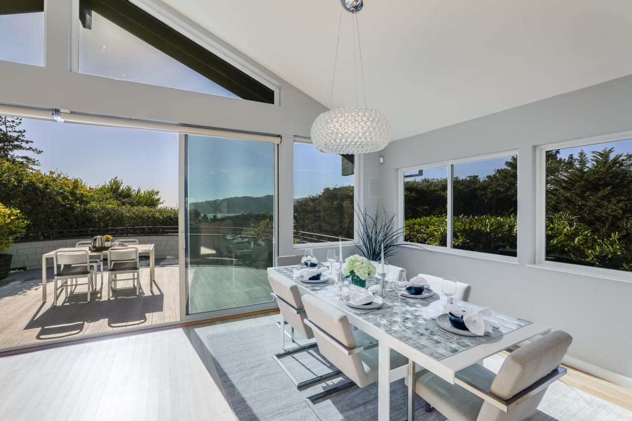 16 Mark Terrace, Tiburon