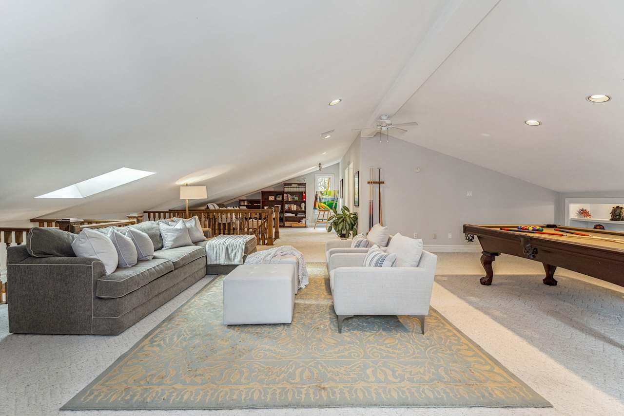 317 Chartwell Road | Oakville, ON L6J 4A1 | Goodale Miller Team