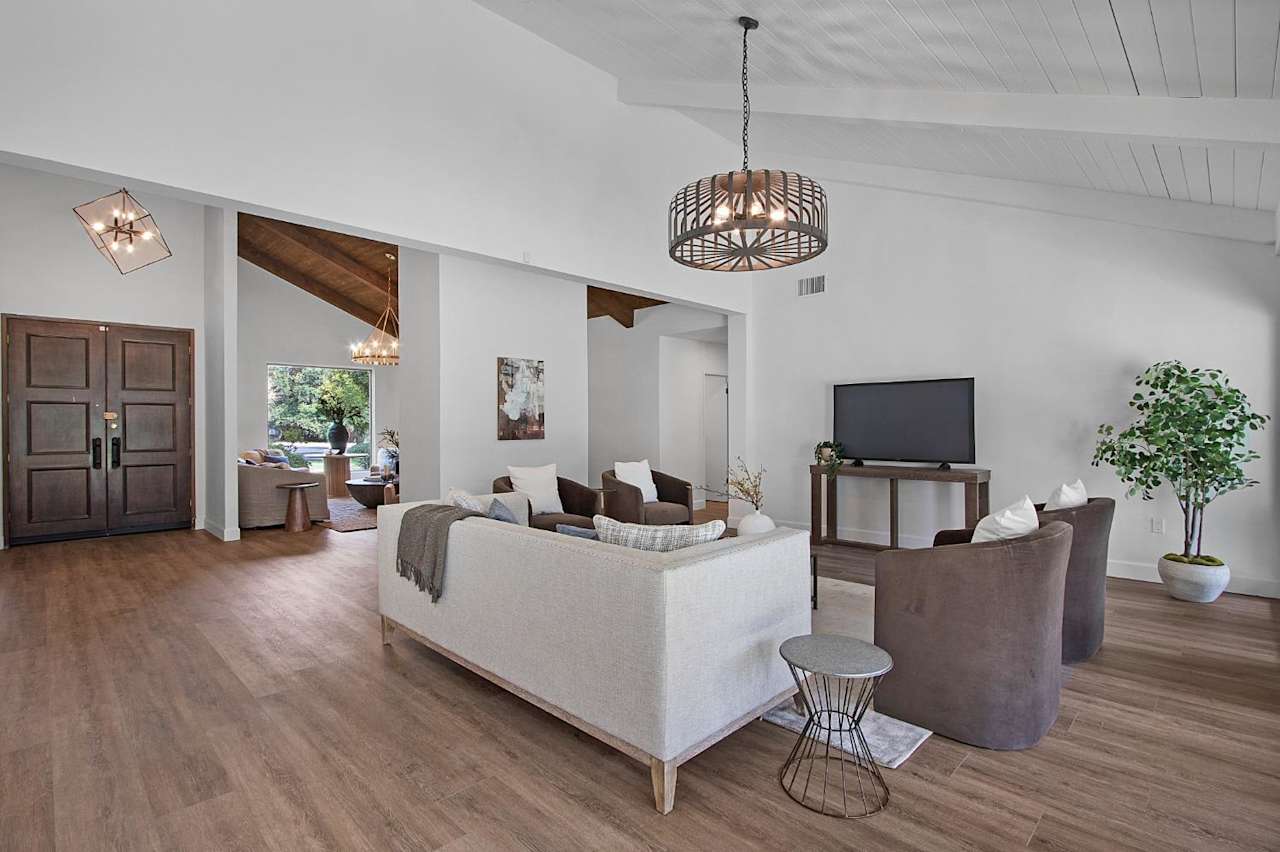 Fresno realtor for Van Ness Extension, Van Ness Extension home for sale