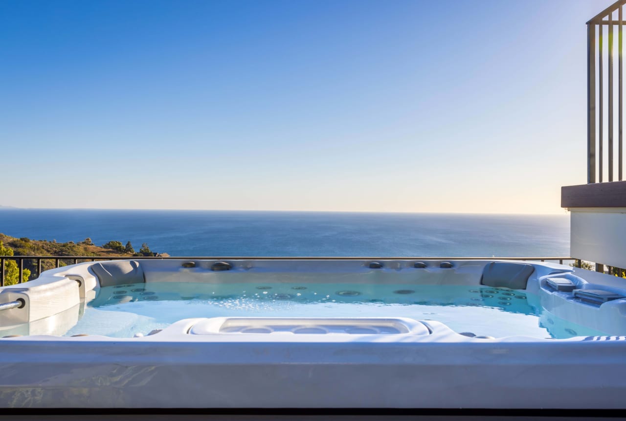 4B/4.5B Malibu Estate with Incredible Ocean Views