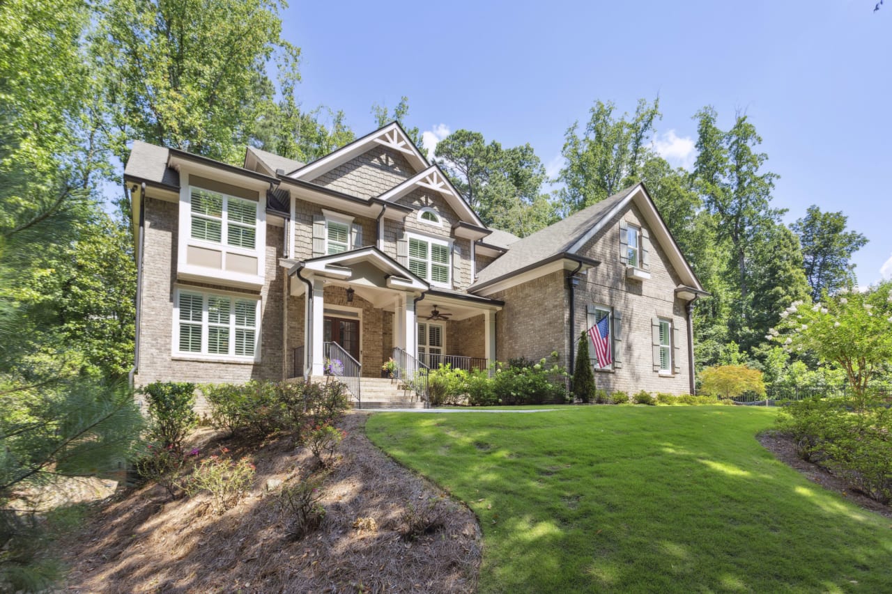 Pros and Cons of Living in Dunwoody and Sandy Springs