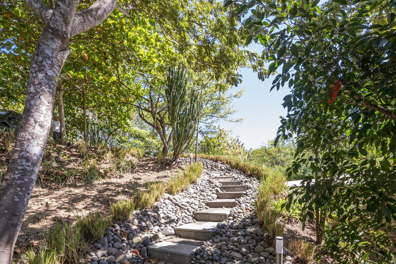 Casa Escondida ~ Tranquil Luxury close to Tamarindo