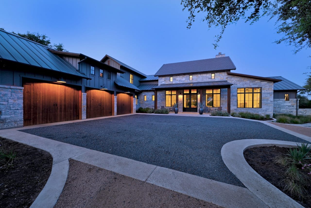 Luxury estate in Dripping Springs near Camp Lucy