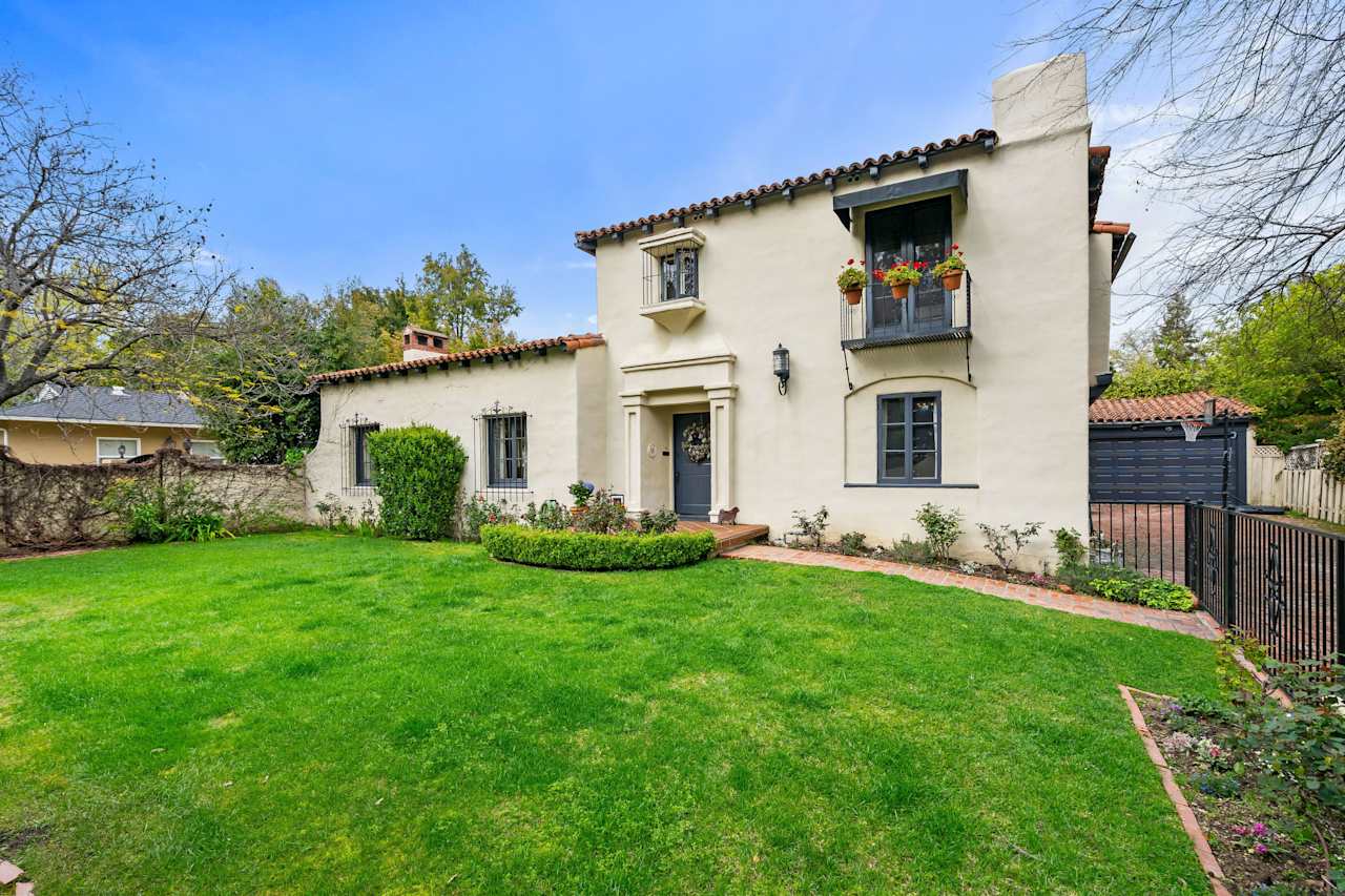 Stunning 4-Bedroom Spanish Mediterranean Home Located On Oak Knoll Avenue, Pasadena