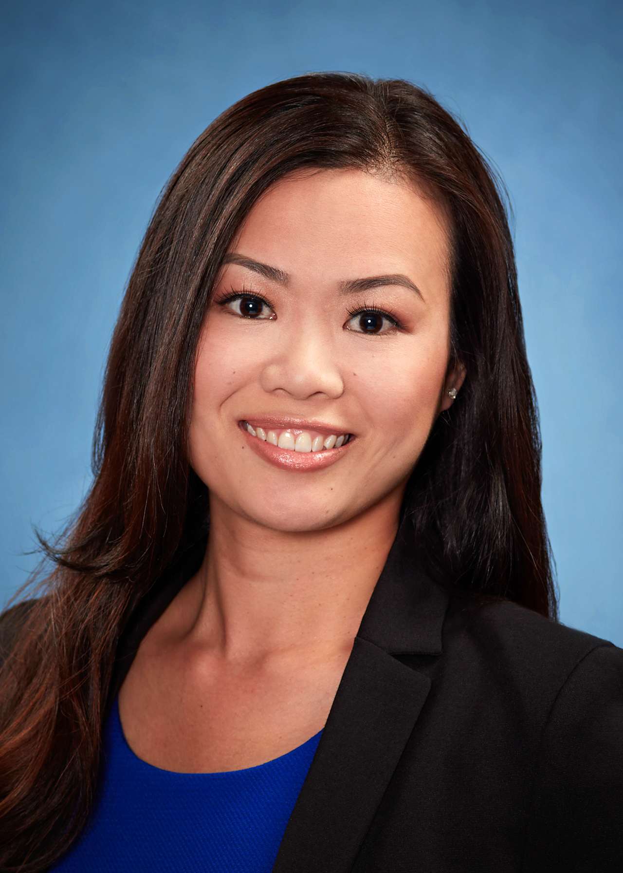 About Carolyn "Kelly" Tran