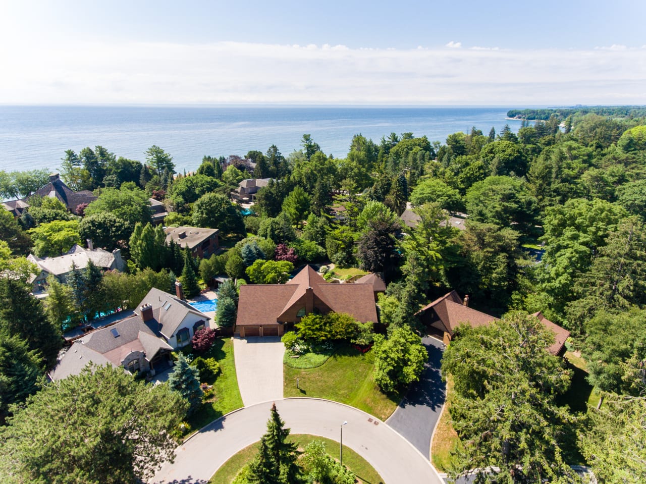 2222 Bennington Gate