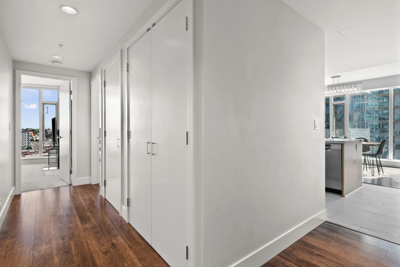 1603, 510 6 Avenue SE Unit: 1603